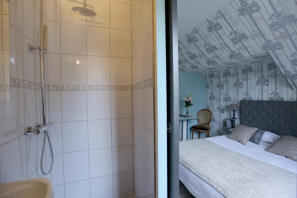 Отель Auberge La Pomme De Pin Senonches Номер фото